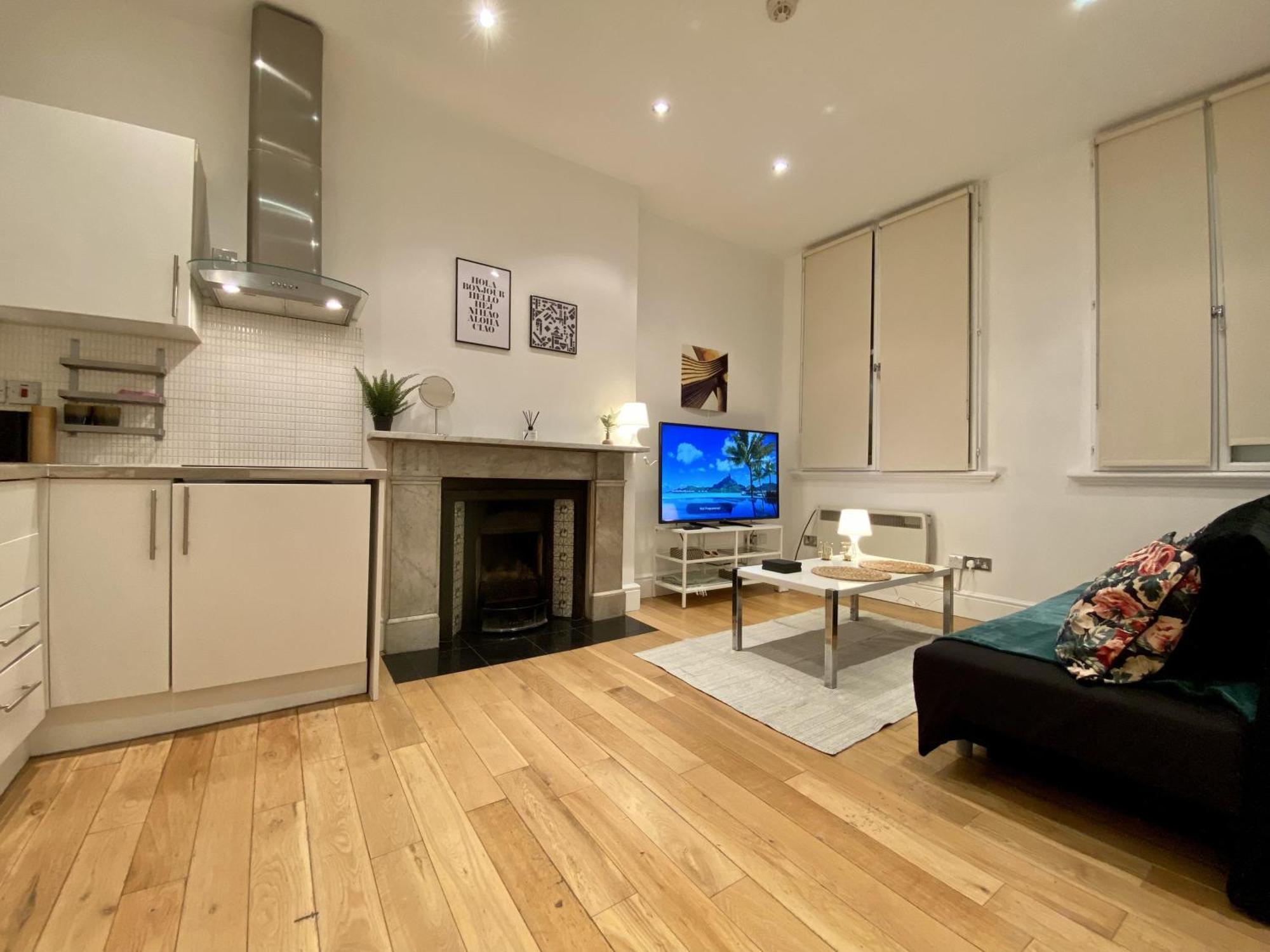 Entire Flat, Central London, Bank Payment To The Host Within 24h From The Reservation Apartament *
